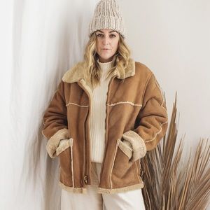 SOLD 🤍AUTHENTIC vintage Woolrich shearling jacket